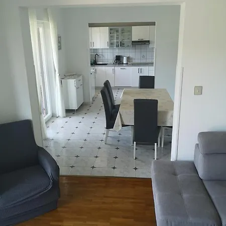Apartments Alenka By The Sea Labin  Exterior photo